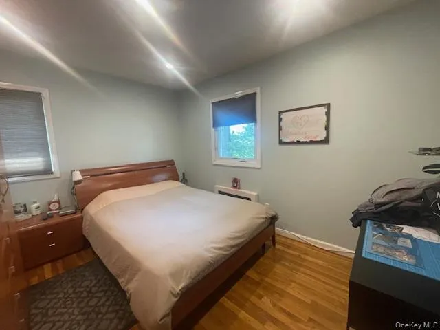 15 Captains Road North Woodmere, NY 11581