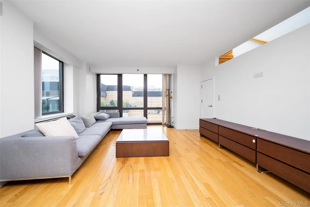 39-16 Prince Street #PHB Flushing, NY 11354