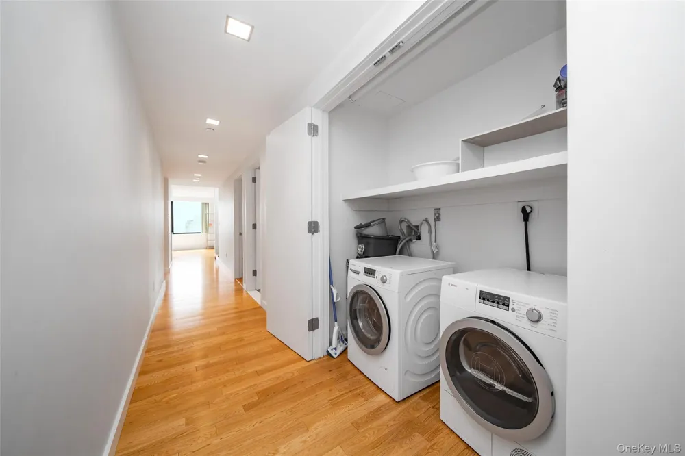 39-16 Prince Street #PHB Flushing, NY 11354
