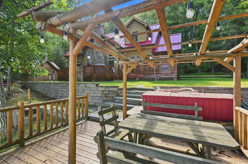 38 Devenoge Drive Highland Lake, NY 12743