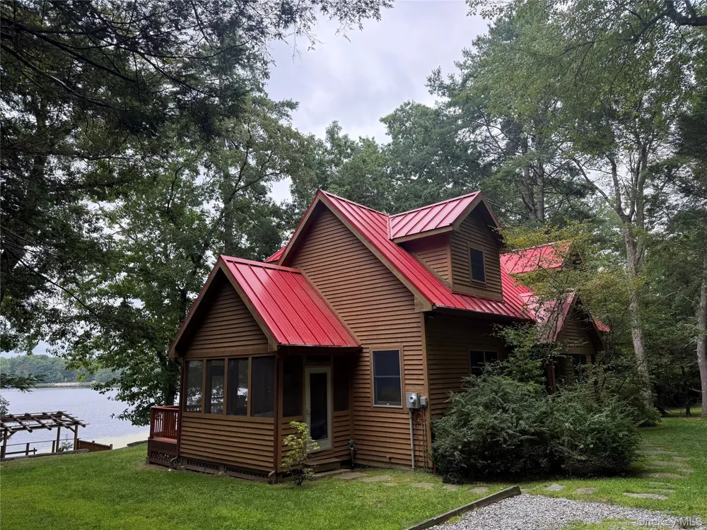 38 Devenoge Drive Highland Lake, NY 12743