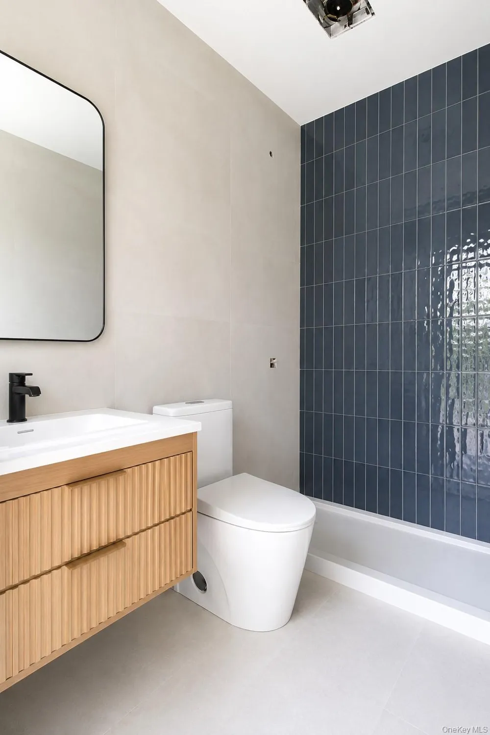 81 Hill Street #1F/1R/2F/2R Brooklyn, NY 11208