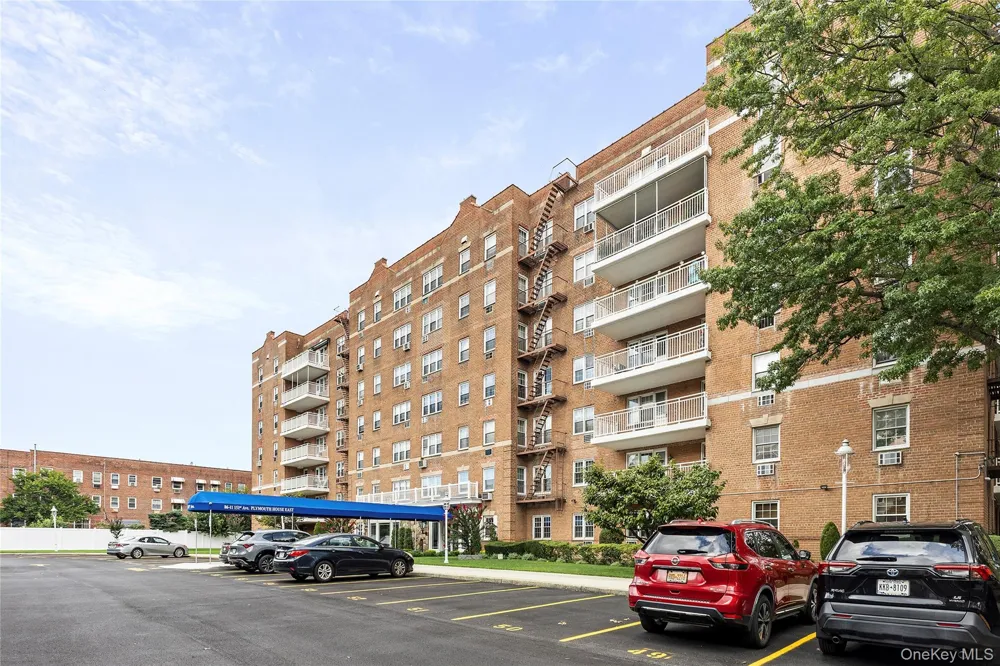 8611 151st Avenue #5E Howard Beach, NY 11414
