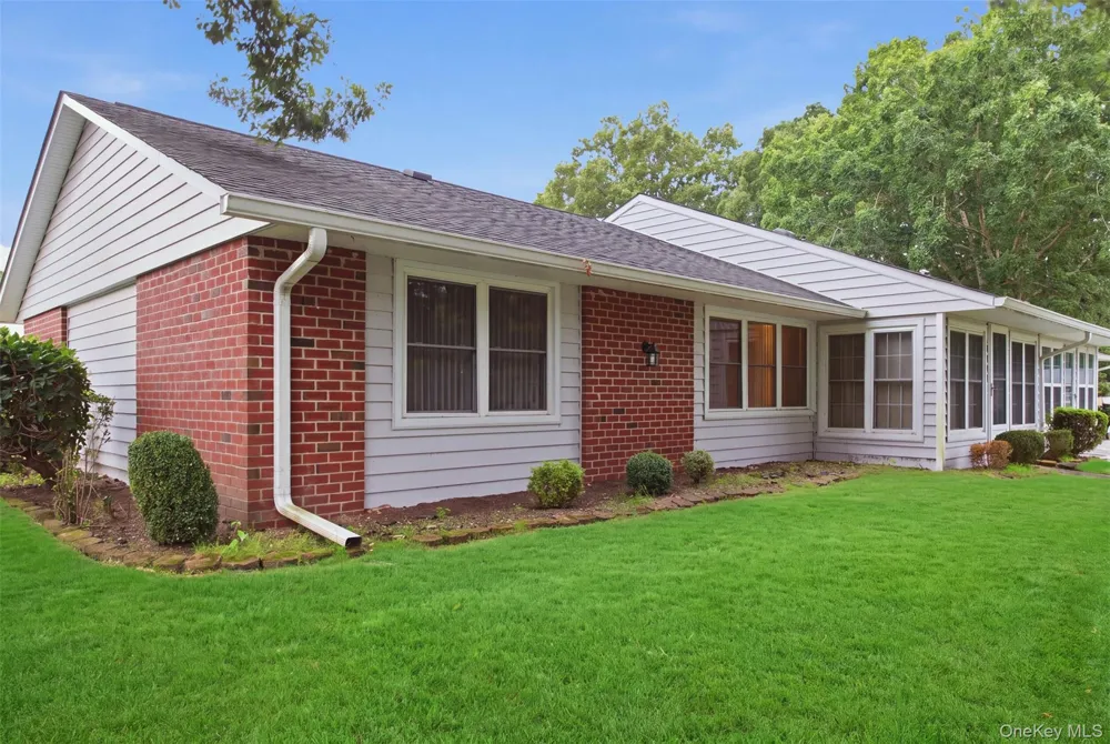 238 Blackpool Court #A Ridge, NY 11961