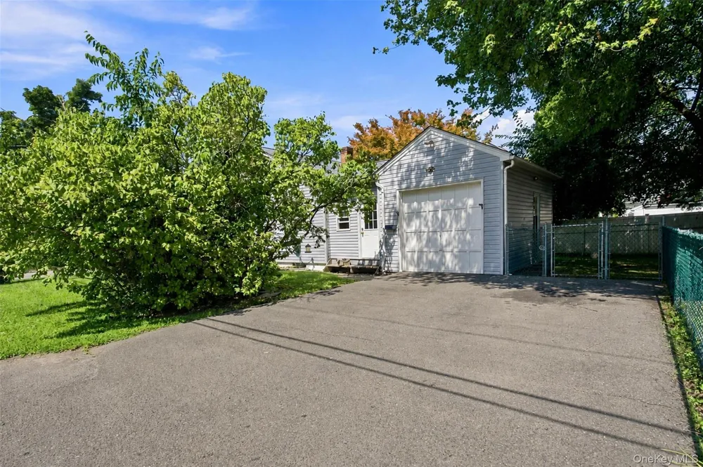 6 Hillside Avenue Suffern, NY 10901