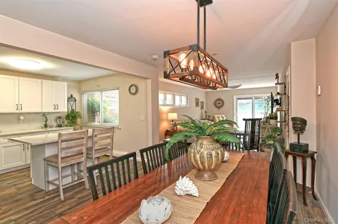 745 Conklin Street #18