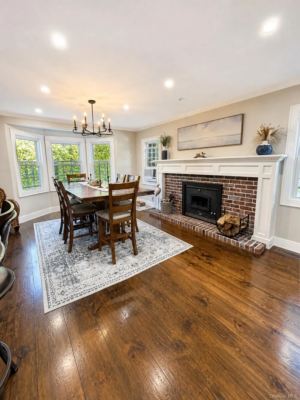 4 Crosby Street Center Moriches, NY 11934