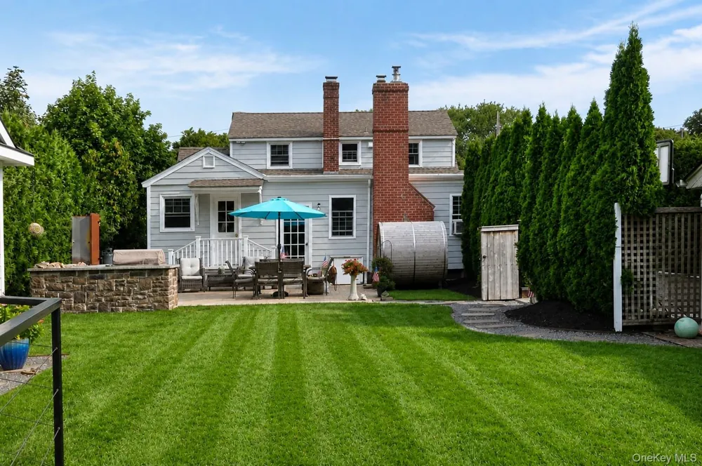 4 Crosby Street Center Moriches, NY 11934