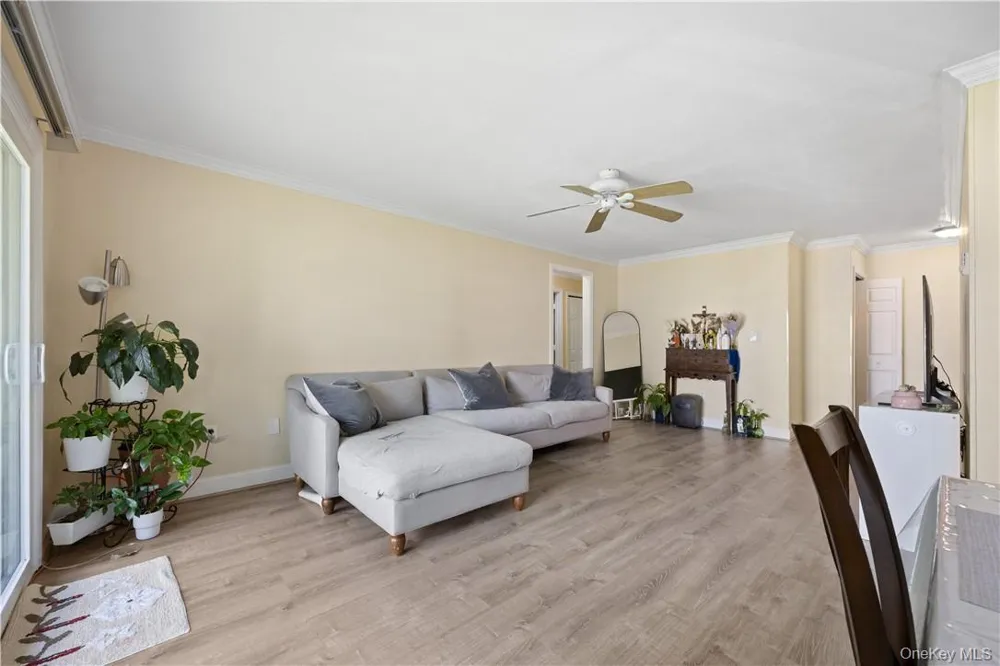 315 Woodland Hills Road White Plains, NY 10603