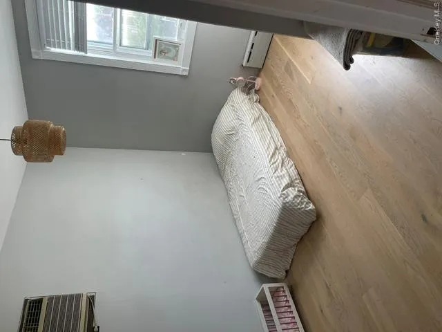 88-27 Aubery Ave. Glendale, NY 11385