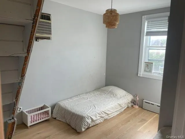 88-27 Aubery Ave. Glendale, NY 11385