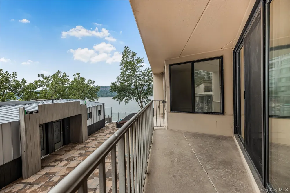 1155 Warburton Avenue #2S Yonkers, NY 10701