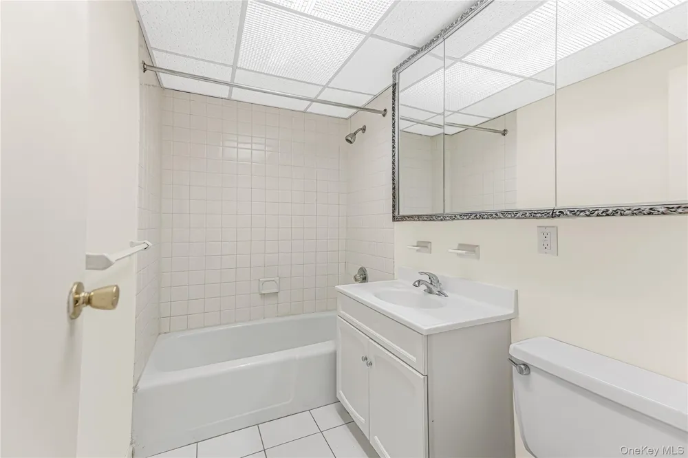 1155 Warburton Avenue #2S Yonkers, NY 10701