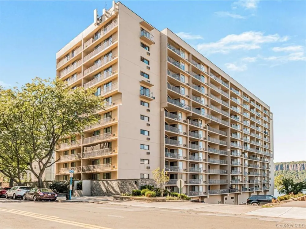 1155 Warburton Avenue #2S Yonkers, NY 10701