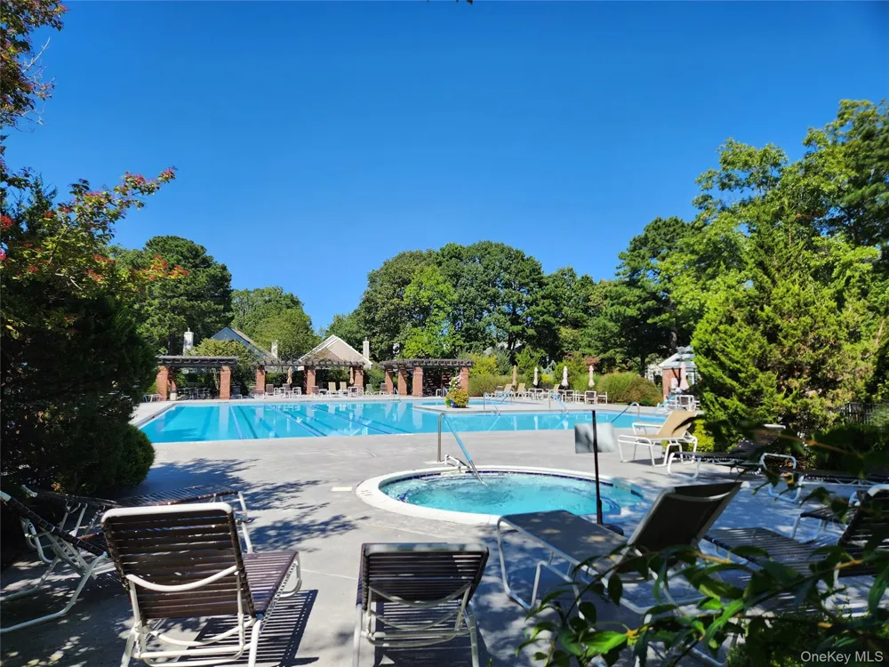 15 Glen Drive Ridge, NY 11961