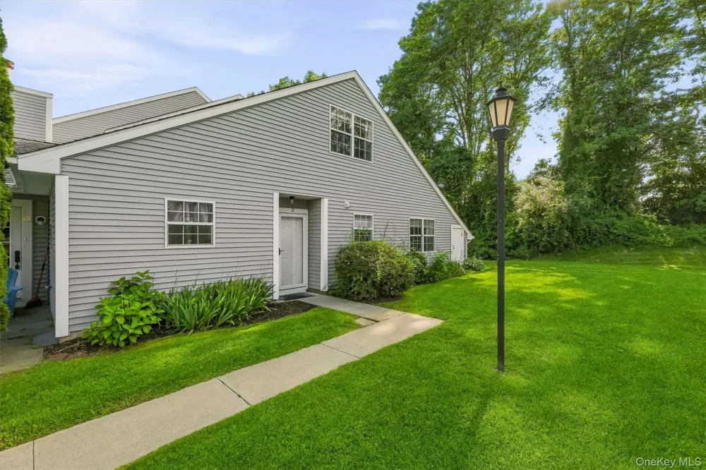 10 Evergreen Way Pawling, NY 12564