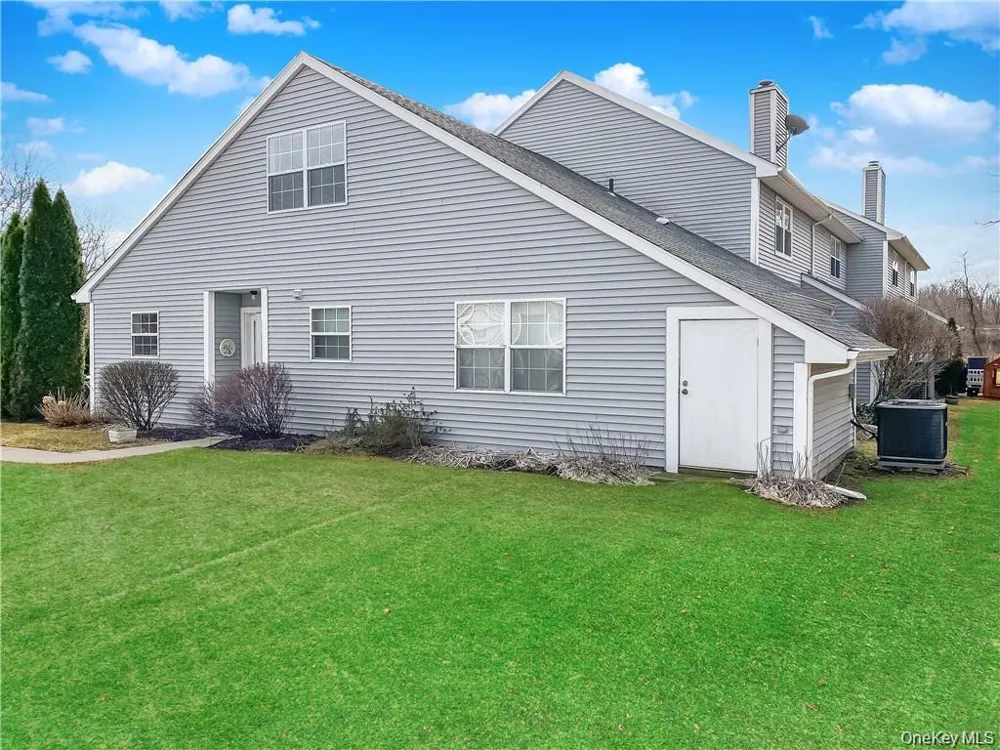 10 Evergreen Way Pawling, NY 12564
