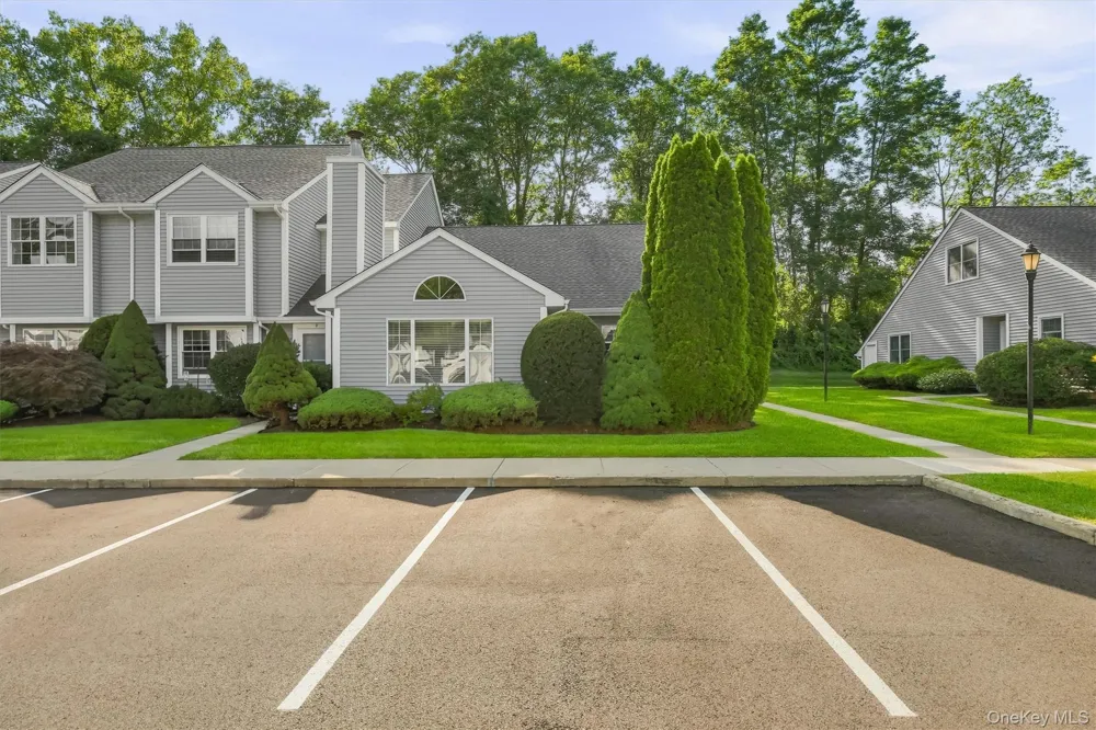 10 Evergreen Way Pawling, NY 12564