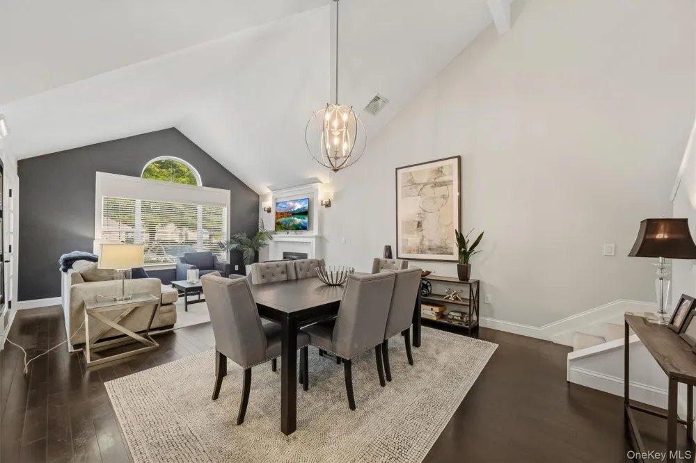 10 Evergreen Way Pawling, NY 12564