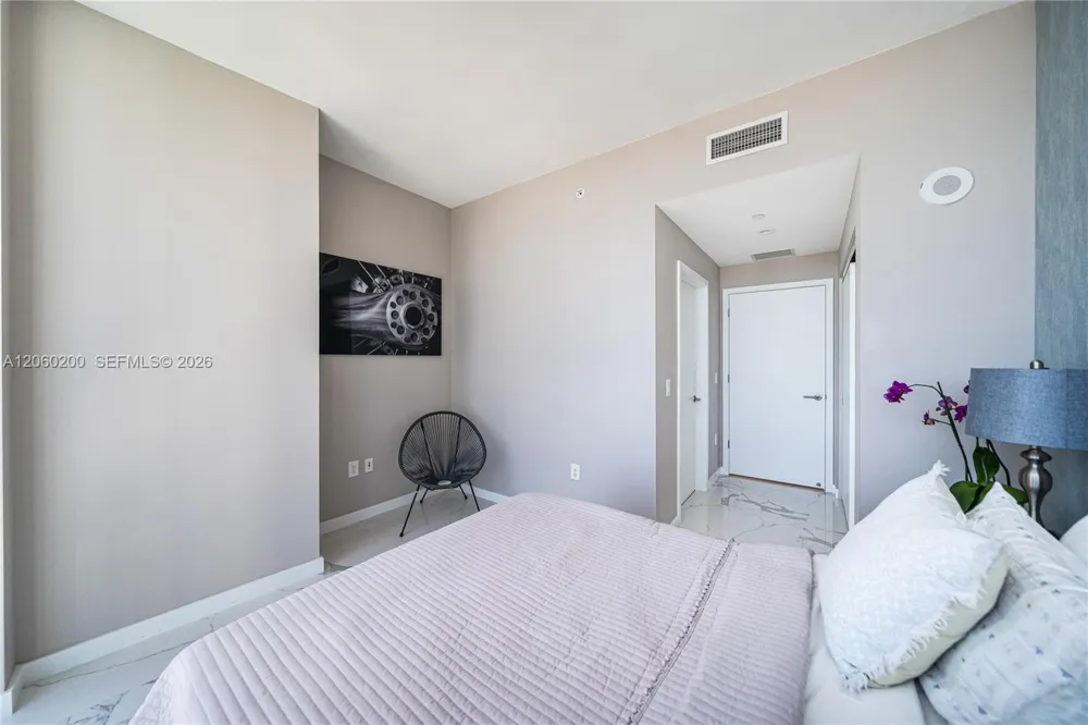 851 NE 1st Ave #2911 Miami, FL 33132