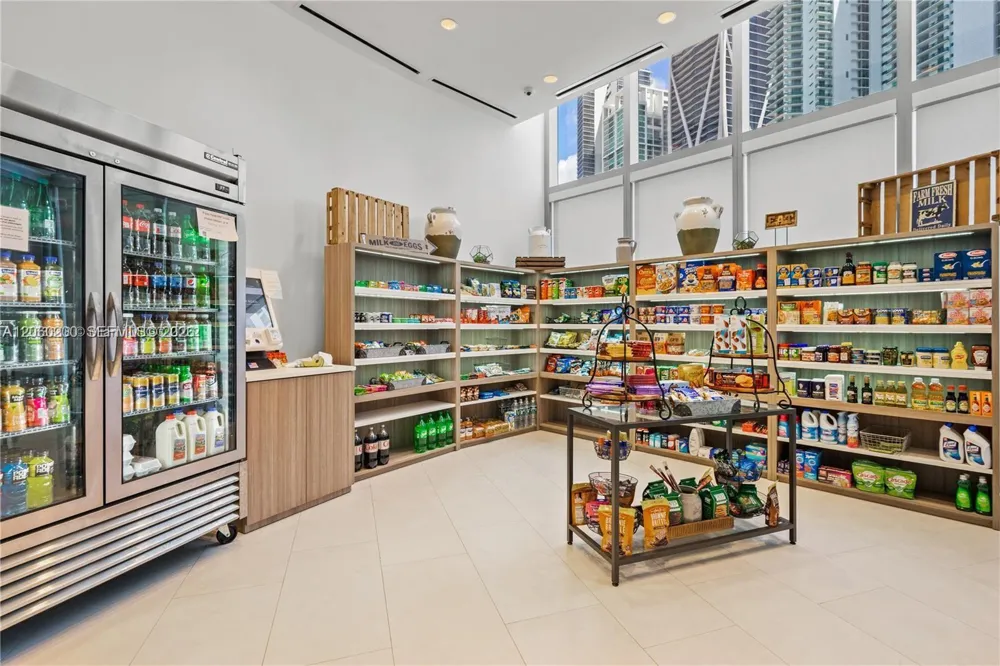 851 NE 1st Ave #2911 Miami, FL 33132