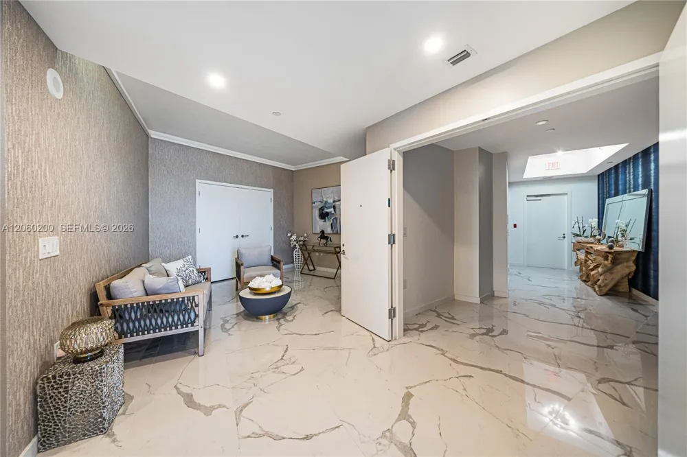 851 NE 1st Ave #2911 Miami, FL 33132