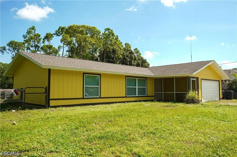 W 9th Street Lehigh Acres, FL 33972