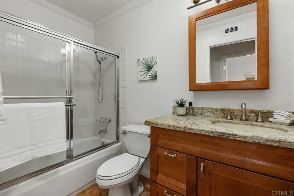 12515 Camino Vuelo San Diego, CA 92128
