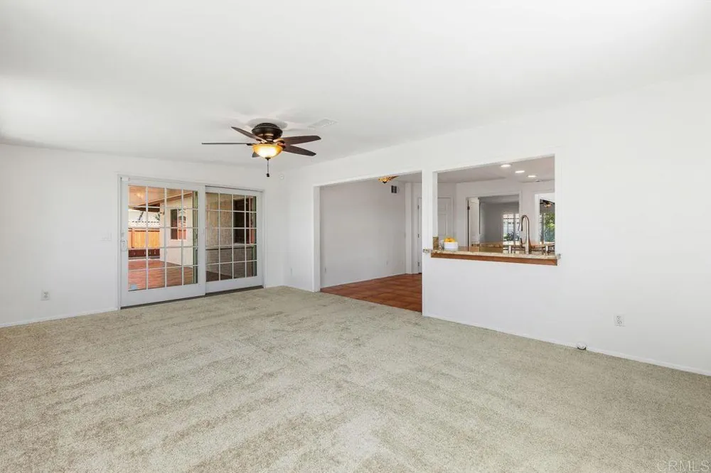 12515 Camino Vuelo San Diego, CA 92128