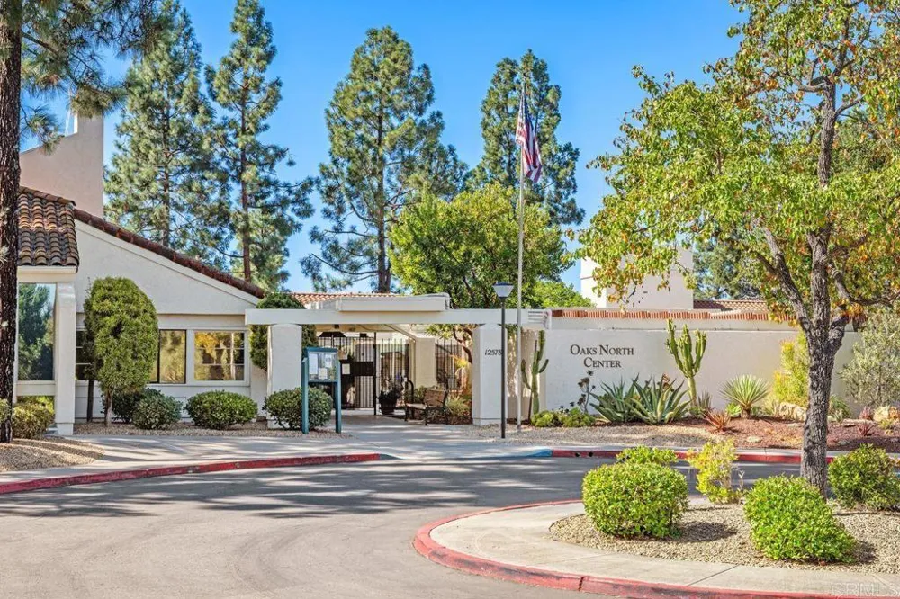12515 Camino Vuelo San Diego, CA 92128