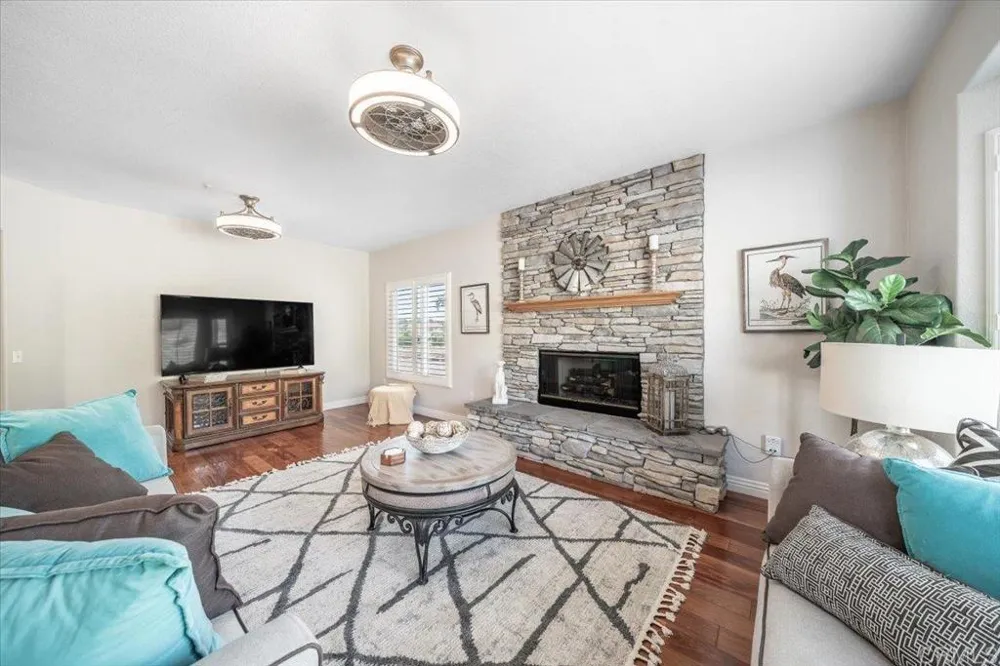 20625 Sutherland Dam Ramona, CA 92065