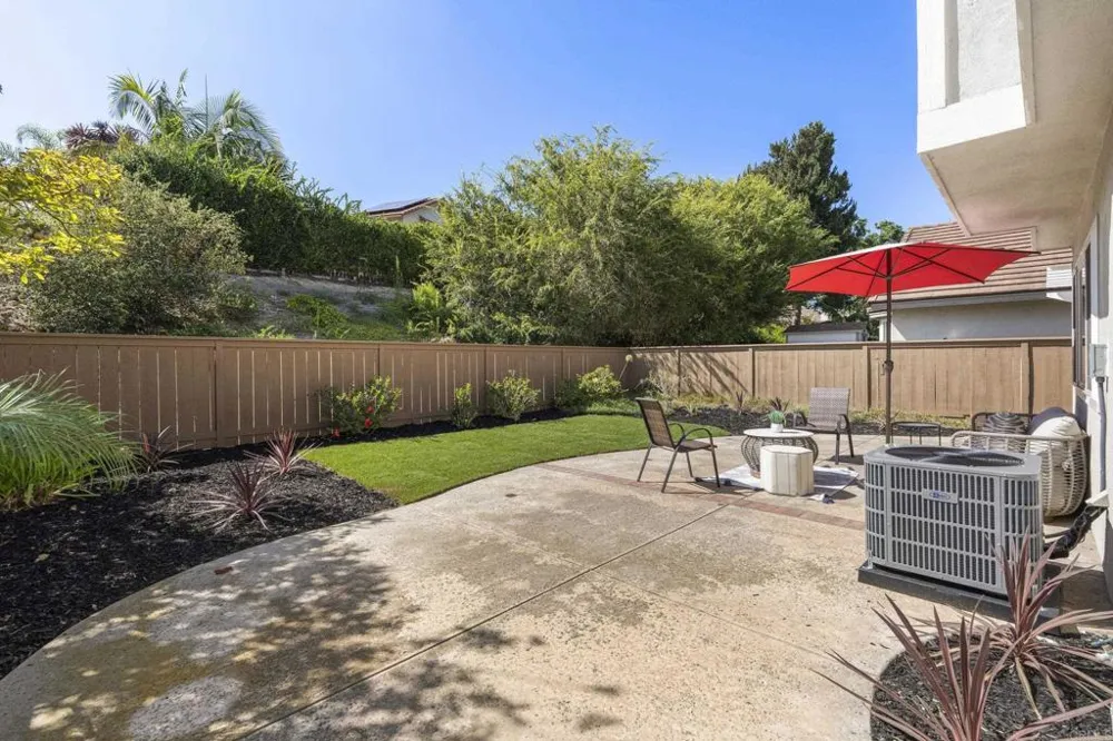 1867 Teakwood Way Vista, CA 92081