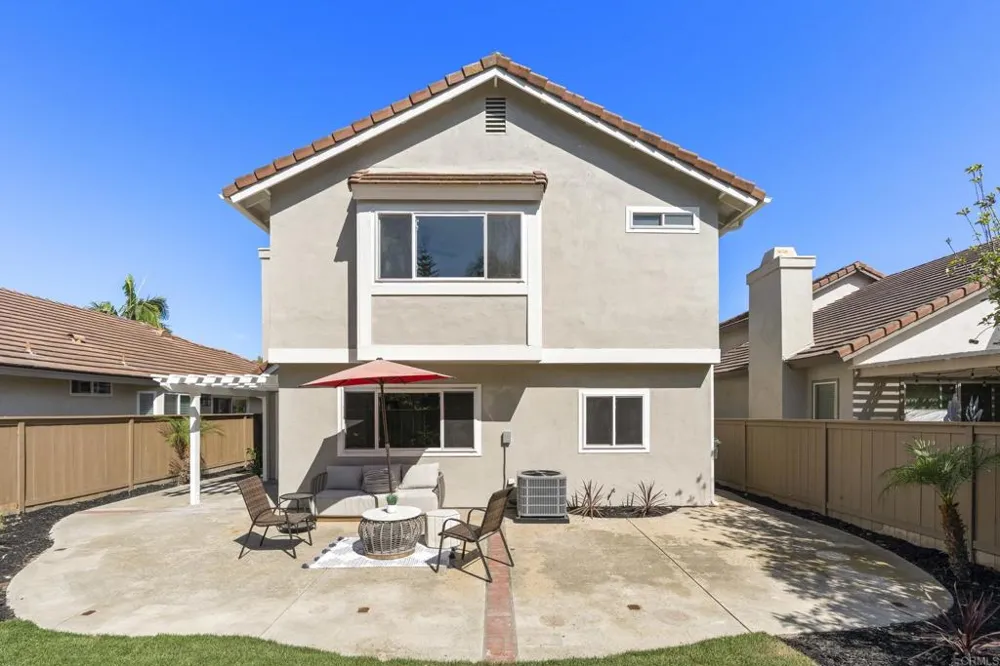 1867 Teakwood Way Vista, CA 92081