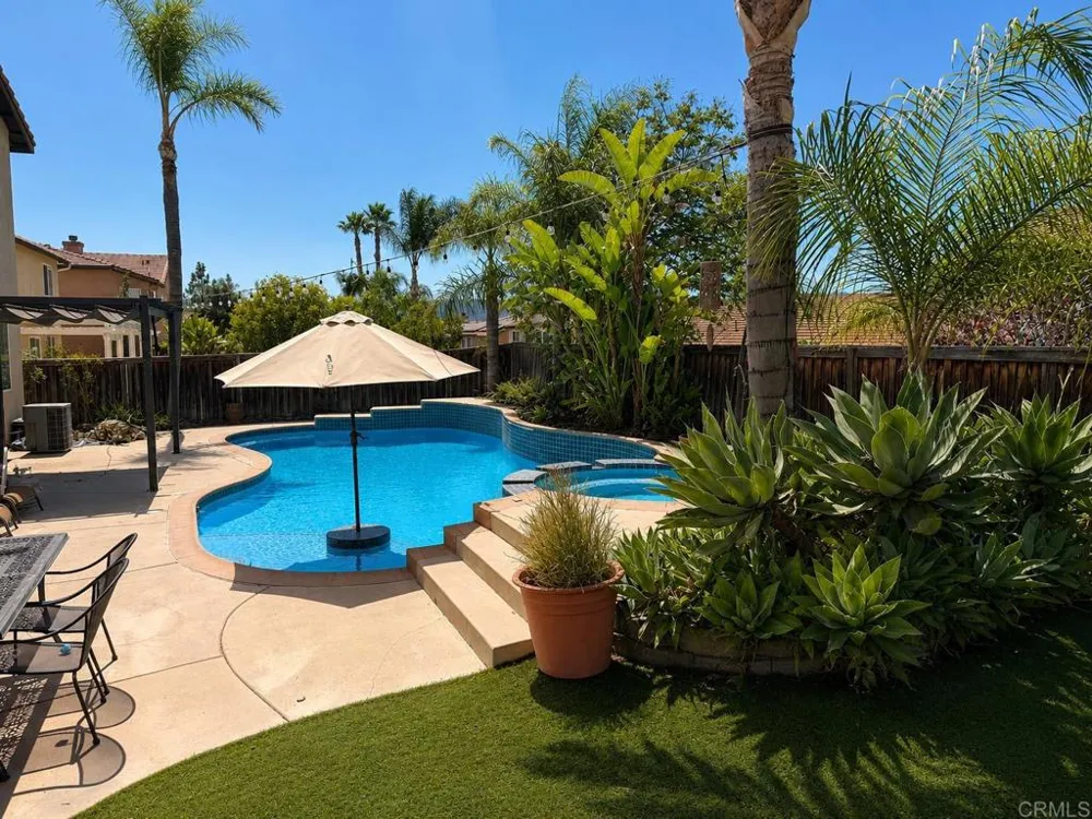 40865 Robards Way Murrieta, CA 92562