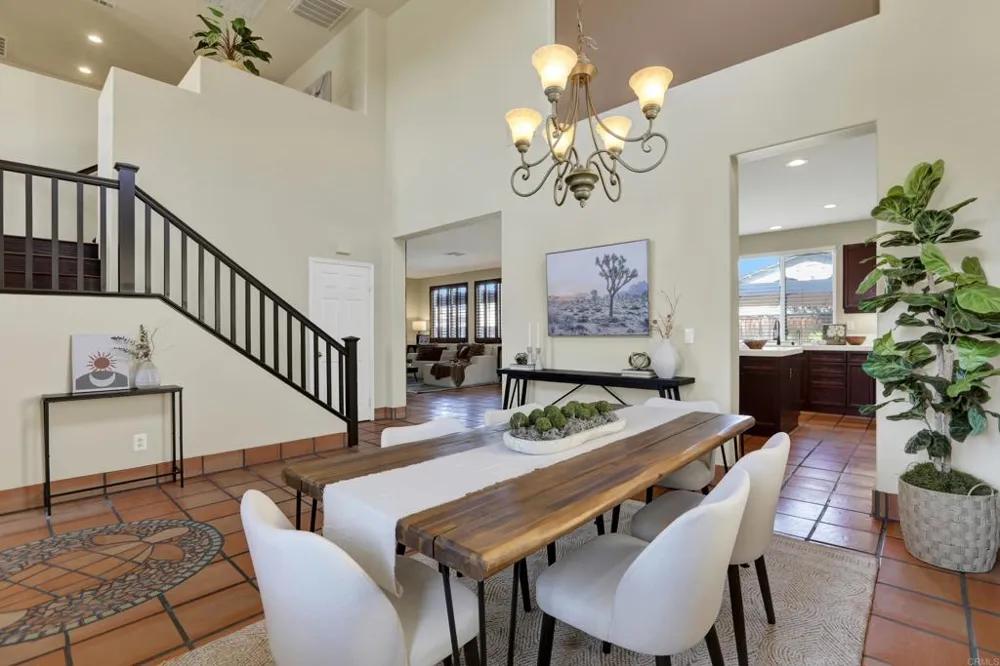 40865 Robards Way Murrieta, CA 92562