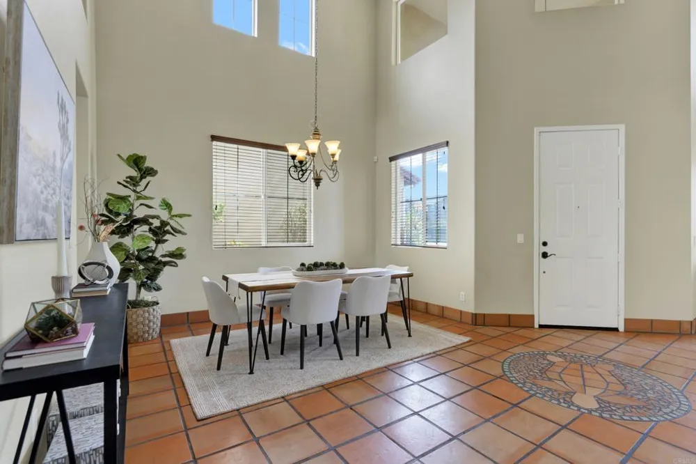40865 Robards Way Murrieta, CA 92562