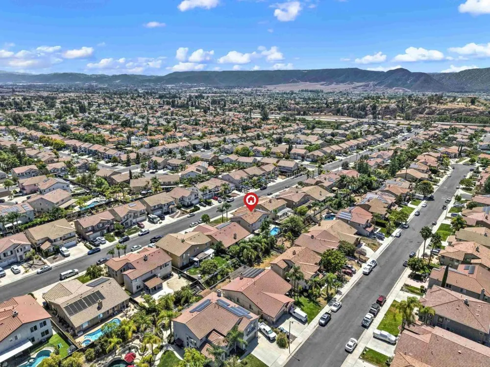 40865 Robards Way Murrieta, CA 92562