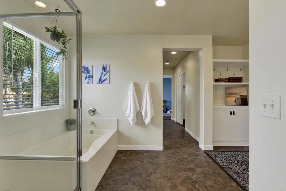 40865 Robards Way Murrieta, CA 92562