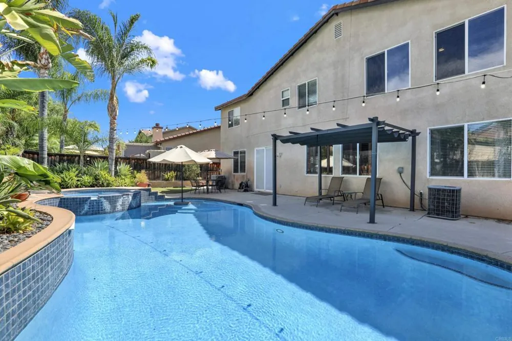 40865 Robards Way Murrieta, CA 92562