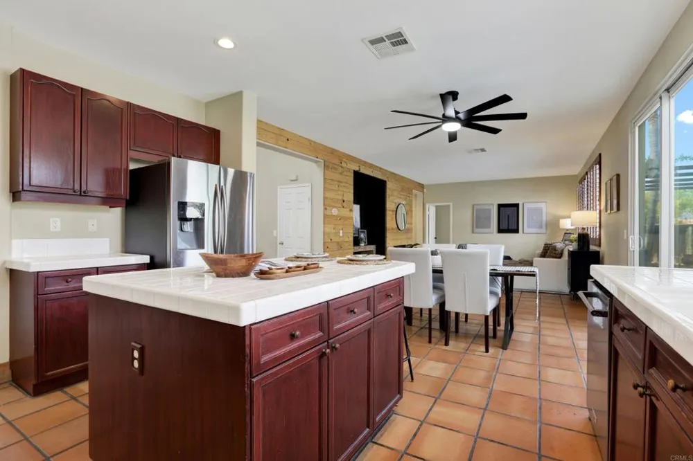 40865 Robards Way Murrieta, CA 92562