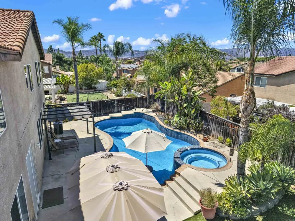 40865 Robards Way Murrieta, CA 92562
