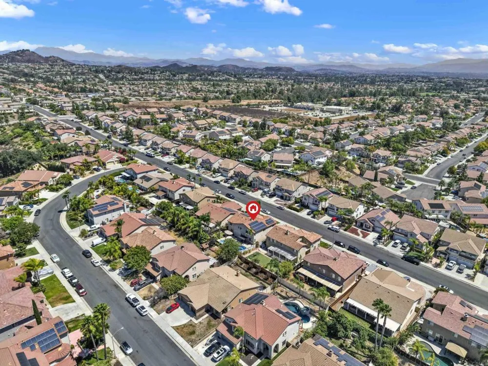 40865 Robards Way Murrieta, CA 92562