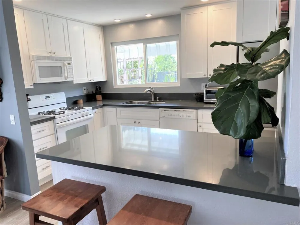 1421 Temple Heights Drive Oceanside, CA 92056