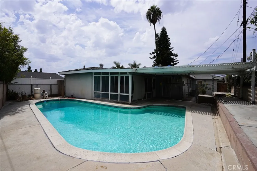 11814 Mayes Drive Whittier, CA 90604