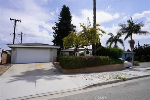 11814 Mayes Drive