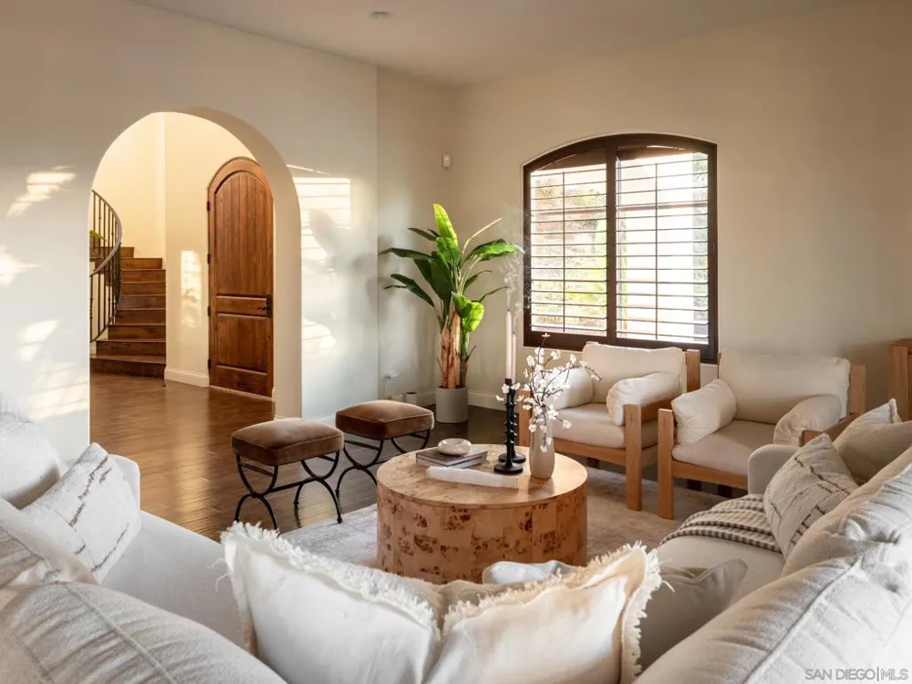 17488 La Brisa Rancho Santa Fe, CA 92067