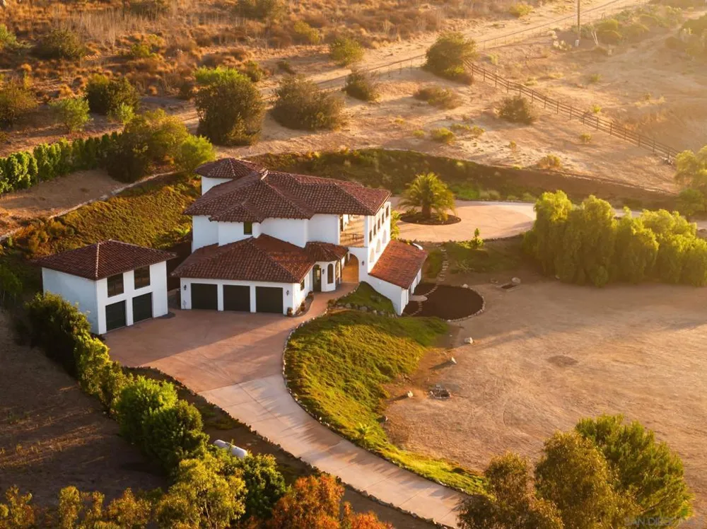 17488 La Brisa Rancho Santa Fe, CA 92067