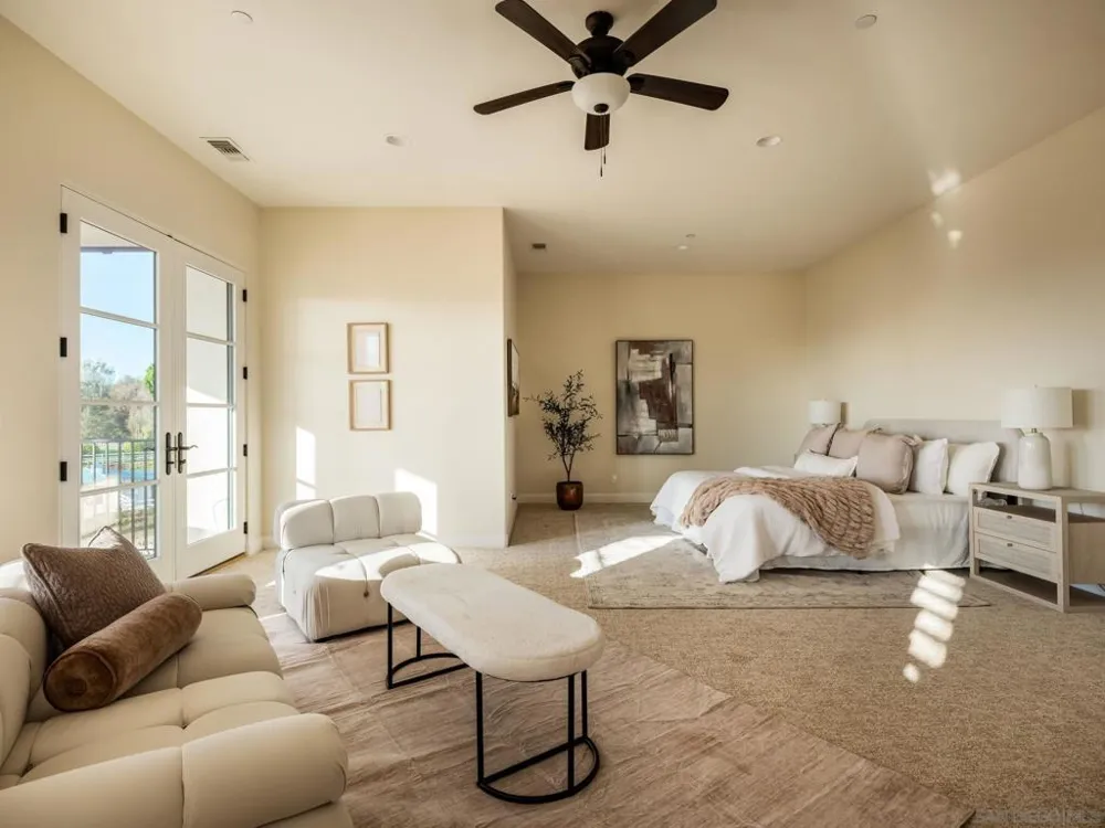 17488 La Brisa Rancho Santa Fe, CA 92067