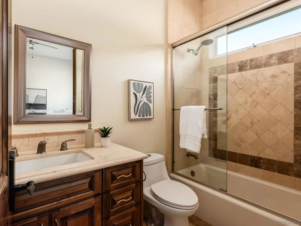 17488 La Brisa Rancho Santa Fe, CA 92067