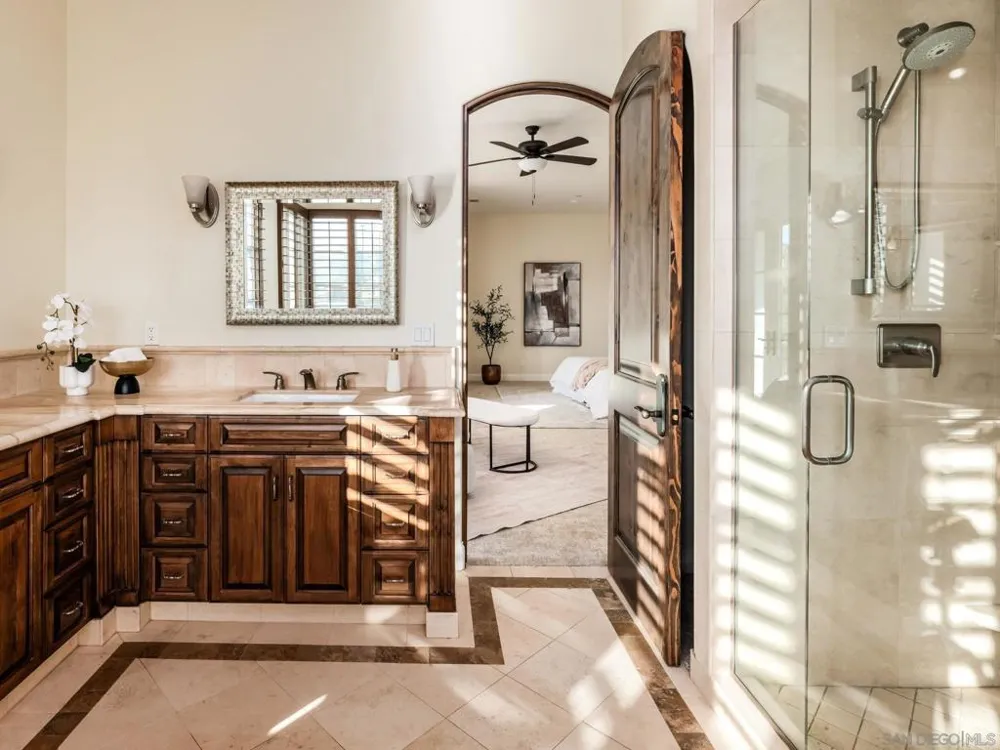 17488 La Brisa Rancho Santa Fe, CA 92067